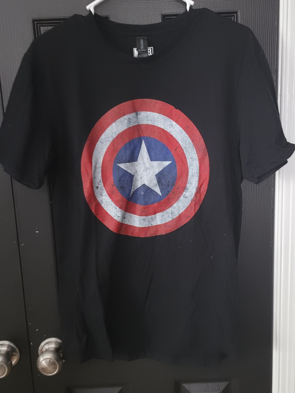 Marvel Black Short-Sleeve Tee with Captain America Shield Graphic